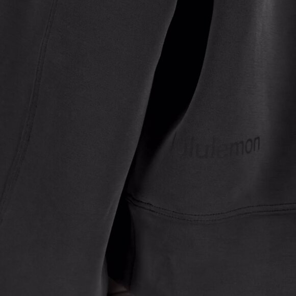 ~LULULEMON~ EUC~ Softstreme Perfectly Oversized Cropped Crew - Picture 3 of 6